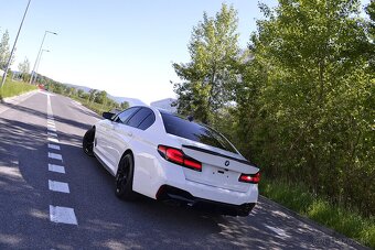 BMW 530d xDrive Mperformance LED+ 360cam Webasto - 3