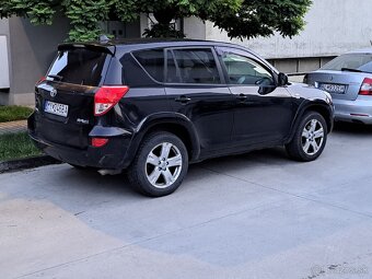 Toyota RAV4 2.2d - 3