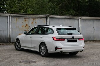 BMW Rad 3 Touring 330i xDrive A/T, Slovenske auto 2021 - 3