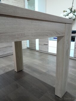 Predám rozkladací jedálenský stôl - 3