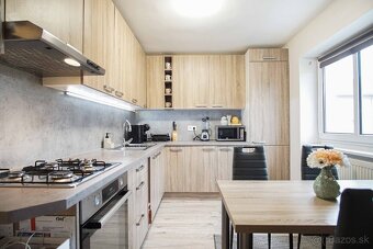 Tehlový 2-izbový byt v centre - Nové Zámky - 3