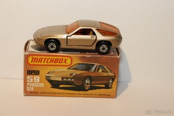 Matchbox SF Porsche 928 - 3