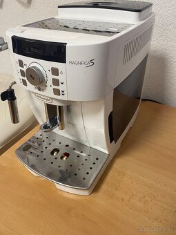 Delonghi magnifica S - 3