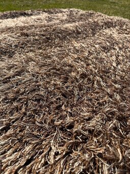 Koberec v hnedej farbe - 3