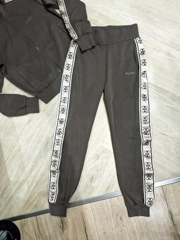 NOVE Guess 2x khaki zlata teplakova suprava - 3