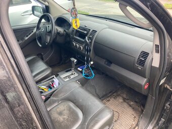 Predám Nissan Navara - 3