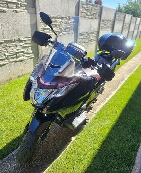Honda NC700D Integra – DCT automat, výborný stav - 3