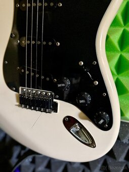 Fender Stratocaster Mexiko - 3