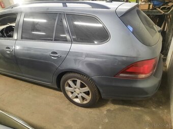 Rozpredam Volkswagen Golf 6 1,6tdi 77kw CAY, - 3