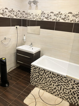 Prenájom kompletne zrekonštruovaného 3-izbového bytu - 3