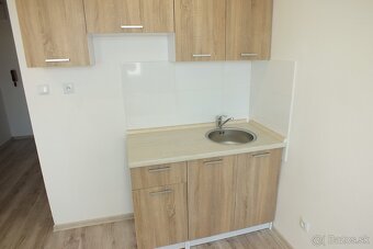 Prenájom garsónky v centre Galanty - 3