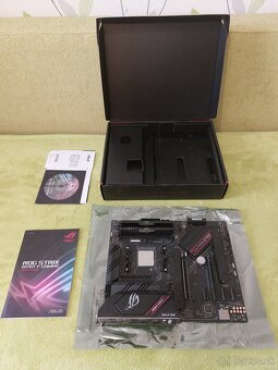 ROX STRIX B550-F GAMING + RYZEN 7 5800X + 32GB DDR4-3600 - 3
