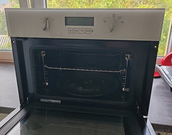 Brandt vstavaná mikrovlnná rúra z grilom - 3