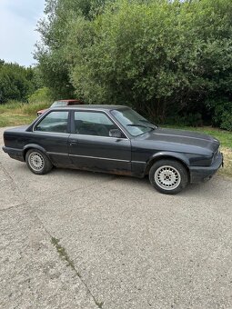 BMW E30 Coupe 318i - 3