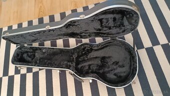 Kufor Thomann na gitaru typu Les Paul - 3