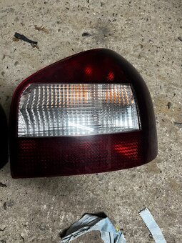 Predam zadne svetla audi a3 8l - 3