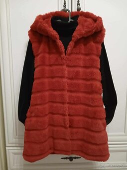 EXKLUZÍVNA KOŽUŠINOVÁ VESTA č.42+NOVÝ ROLÁK=len za 10€  - 3