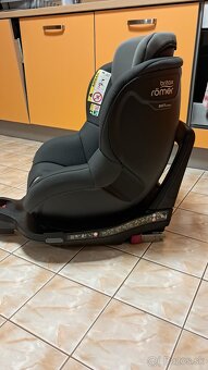 Autosedačka Britax-Romer Dualfix M-i size - 3