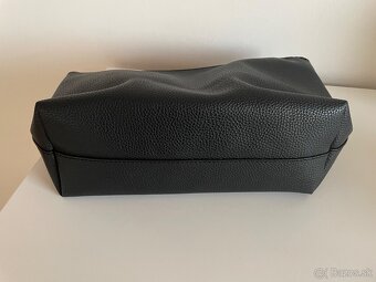 Kabelka Guess cierna - 3