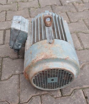 Motor 3kW 940ot/min - 3