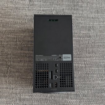 Predám Xbox Series X - 3