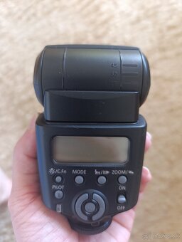 Blesk Canon speedlite 430 EX - 3