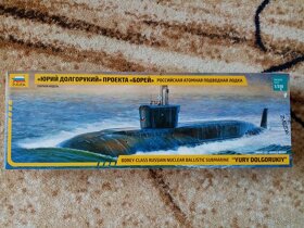Modely helikoptera a ponorka - 3