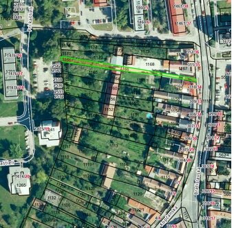 HOLÍČ: NA PREDAJ SPOLUVLASTNÍCKY PODIEL 1/2 ZÁHRADY A OSTATN - 3
