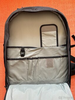 Veľký Fotobatoh Lowepro Pro Runner 450 AW - 3