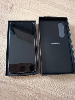 Samsung Galaxy S24 8G 256GB Onyx Black Dual-SIM - 3
