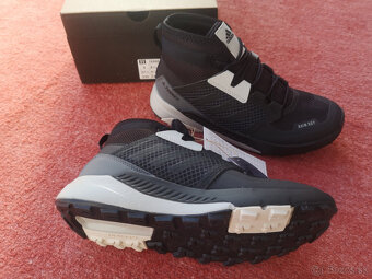 ADIDAS TERREX nepremokavé topánky veľkosť 37,5 - 3