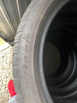 Predám zimné pneumatiky 245 40 R19 - 3