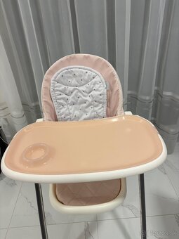 Jedálenská stolička - 3