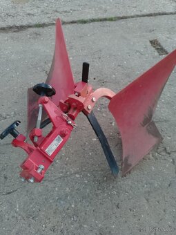 Vari oboustranný pluh,obracák APH-352,nastavovací těleso NT3 - 3