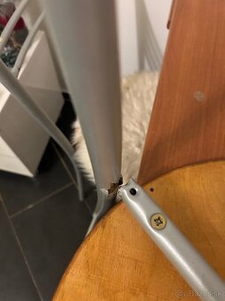 Jedálenský set stôl + 6 stoličiek - 3