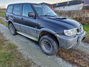 Rozpredám nissan terrano 3.0 automat - 3