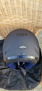 Prilba na motorku AGV - 3