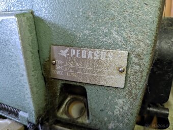 Priemyselný overlock Pegasus L32-86 (5-nitný)
- 3