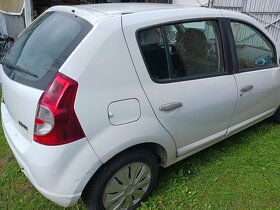 Dacia sandero 1,6 benzin - 3