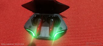 Nové bluetooth slúchadlá - 3
