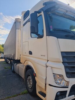 Mercedes 18.450 - 3