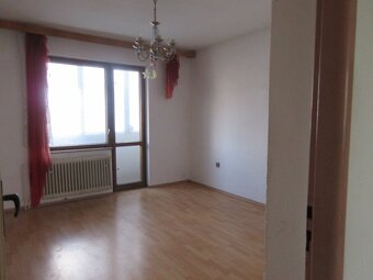 Na predaj 5 izbový dom + garáž, 929 m2 pozemok, Myjava. - 3