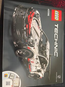 Lego Technic 42096 Porsche 911 RSR - 3