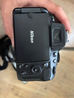 NIKON D5100 + 3 objektivy + prislusenstvo - 3