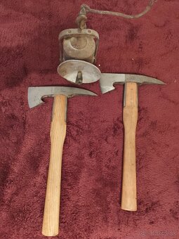 hasičská sekerka , banícka karbidová lampa - 3