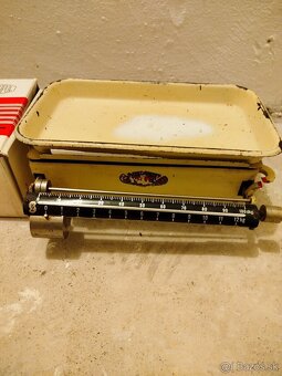 RETRO VECI - VÁHA A VYSÁVAČ - 3