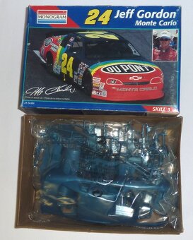 Predám plastikové modely aut 1:24 - 3