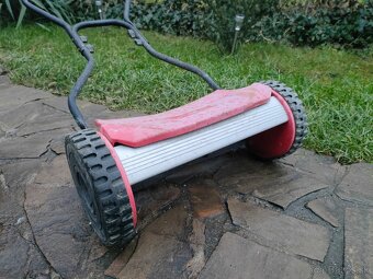 Ručná vretenová kosačka WOLF Garten - 3