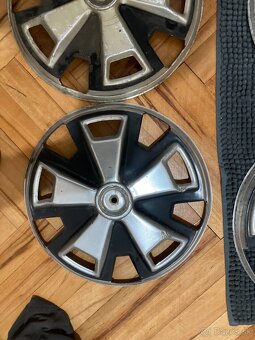 Puklice 14" na Škodu 110R - 3