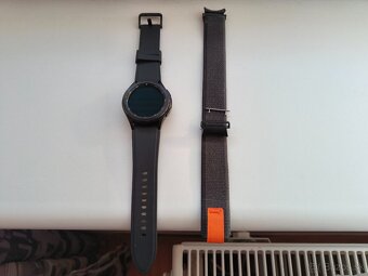 Samsung Galaxy watch 4 classic 42mm - 3